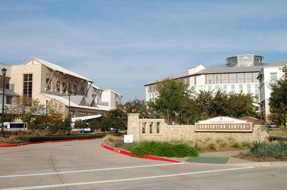 Gaylord Texan Resort exterior