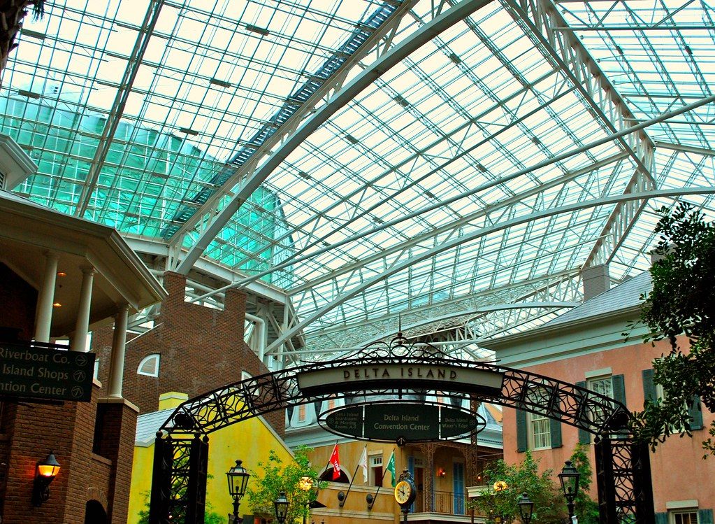 The Delta Island gateway under the glass roof of the Delta atrium at Gaylord Opryland
