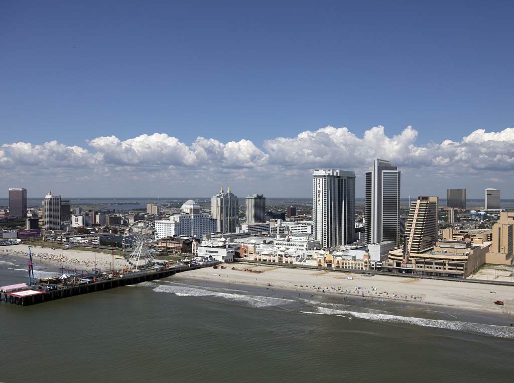 Aerial view of the Steel Pier amusement park in Atlantic City