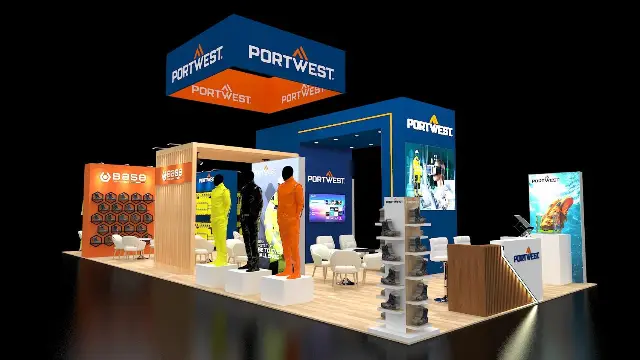 20×50 Island Booth With Mannequins and Product Walls