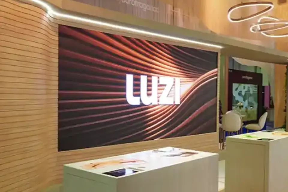LUZI booth by Purple Exhibits
