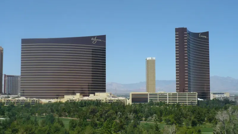The bronze-glass towers of Wynn Las Vegas and Encore on the Las Vegas Strip
