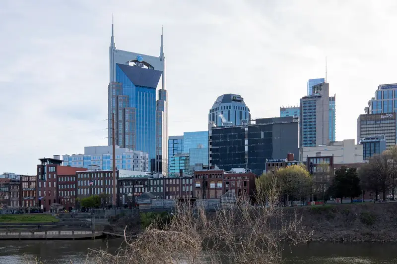 Downtown Nashville skyline with the AT&T Building's twin spires