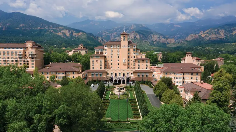 The Broadmoor Conference Center in Denver — trade show booth services by Purple Exhibits