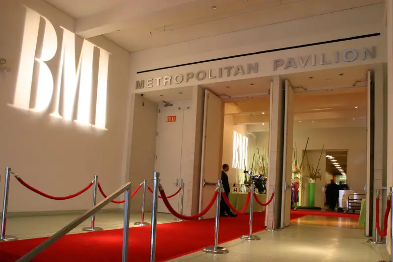 Metropolitan Pavilion in New York City — trade show booth services by Purple Exhibits