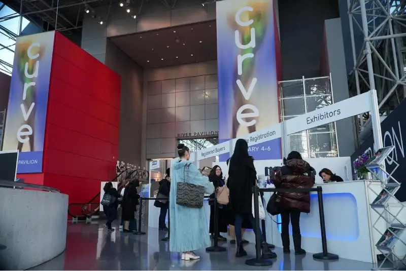 CURVE New York trade show in New York City — exhibit services by Purple Exhibits