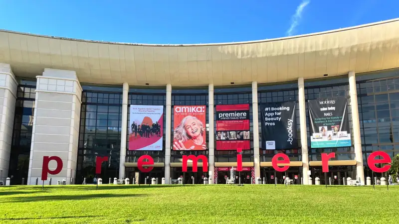 Premiere Orlando trade show — exhibit services by Purple Exhibits