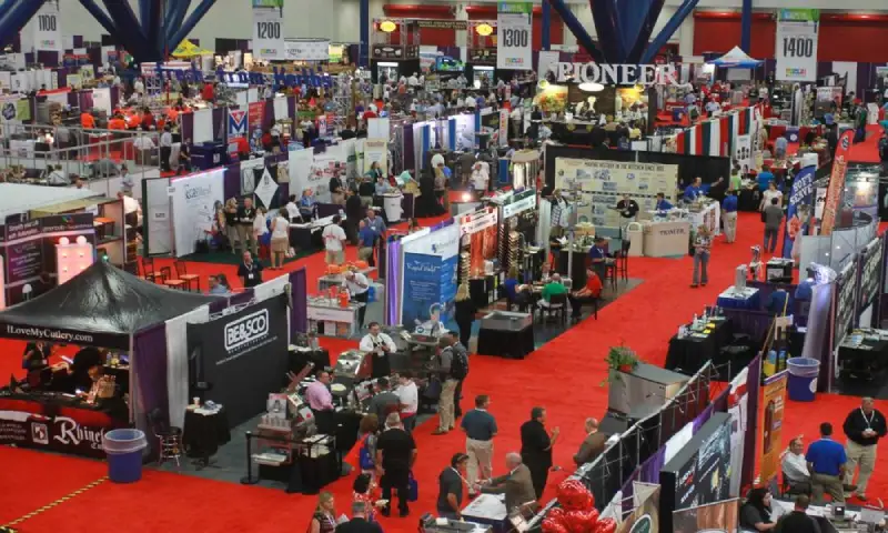 Arizona Restaurant Show in Phoenix — trade show booth services by Purple Exhibits