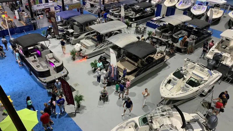 Tampa Bay Boat Show — exhibit services by Purple Exhibits