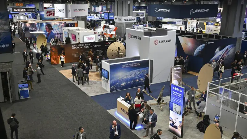SATELLITE Conference & Exhibition in Washington — trade show booth services by Purple Exhibits