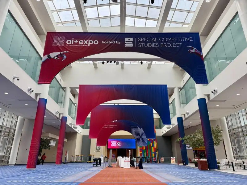 AI+ Expo in Washington — trade show booth services by Purple Exhibits