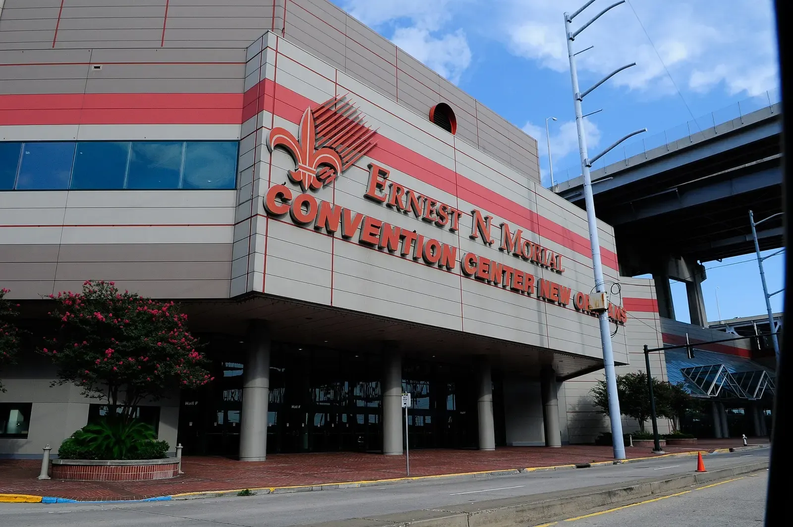 Exterior entrance of the New Orleans Ernest N. Morial Convention Center